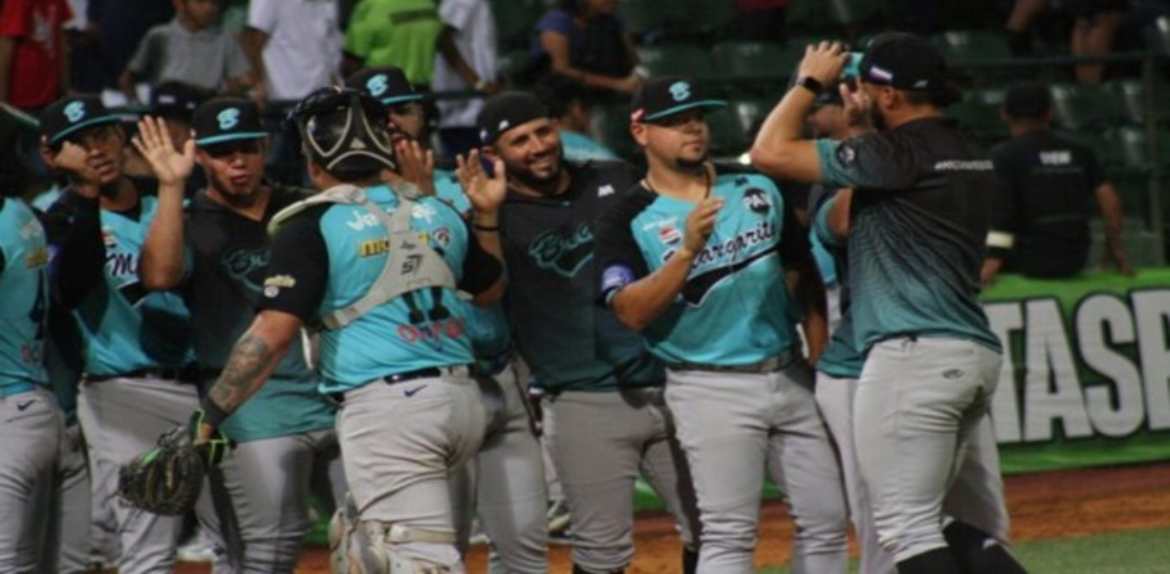 Bravos le saca provecho al séptimo de la suerte para apalear al Zulia