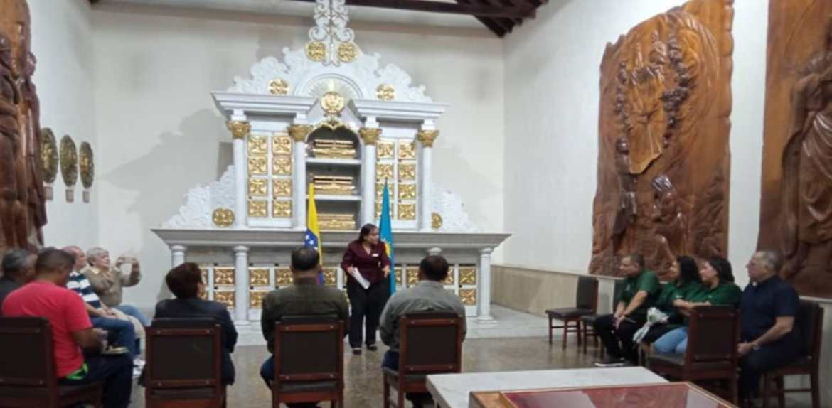 El Panteón Regional dicta taller sobre el Himno del estado Zulia