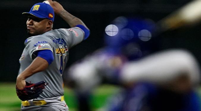 Junior Guerra gana de forma unánime el reconocimiento al Pitcher del Año