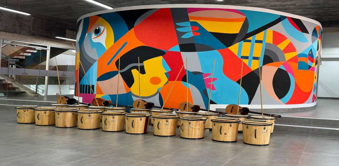 La Fundación Nacional de la Gaita entregó kits de instrumentos a cinco instituciones educativas