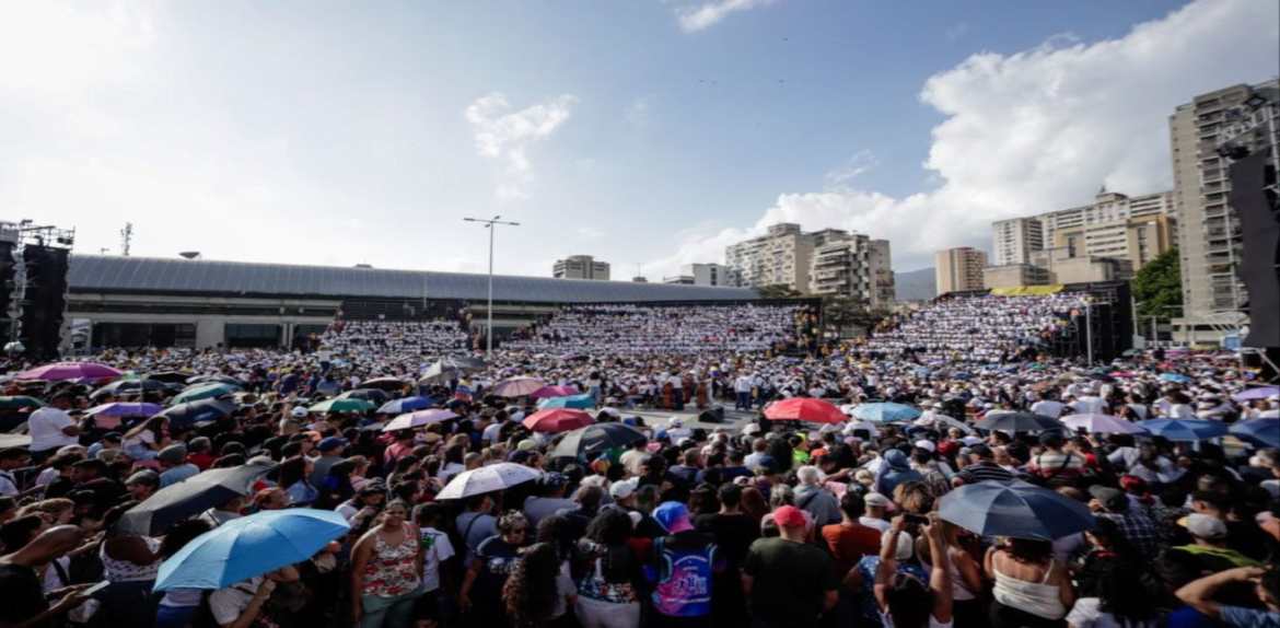 Más de cuatro mil músicos de El Sistema ofrecieron megaconcierto en Caracas