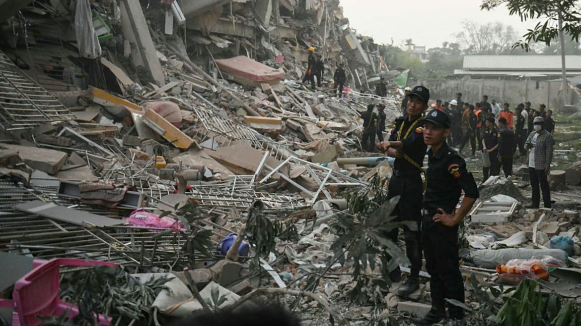 Continúa la búsqueda de desaparecidos tras terremoto en Myanmar