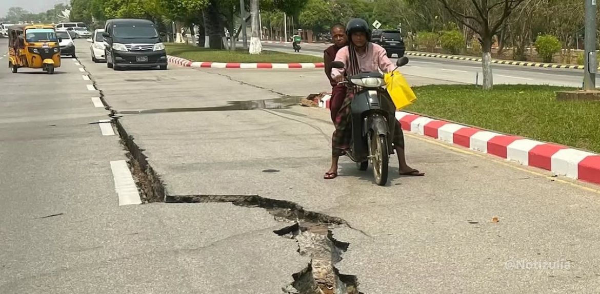 Aumenta a 2.700 la cifra de muertos tras el paso del terremoto en Myanmar
