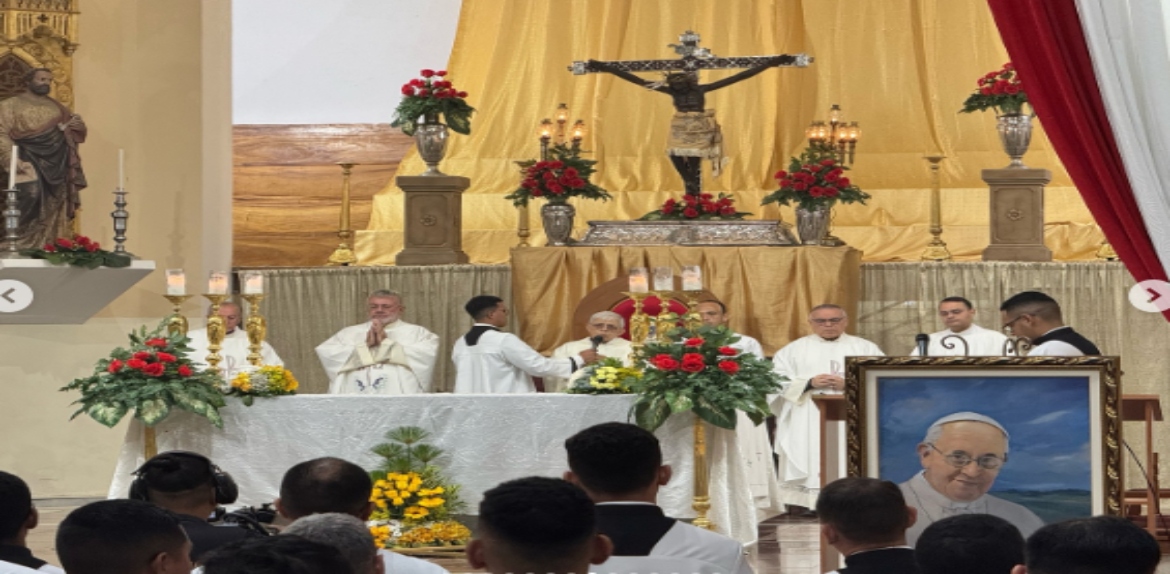 Arquidiócesis de Maracaibo realizó el Solemne funeral por la muerte del papa Francisco