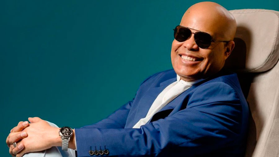 Rescatan con vida a Rubby Pérez tras colapso de techo en discoteca dominicana