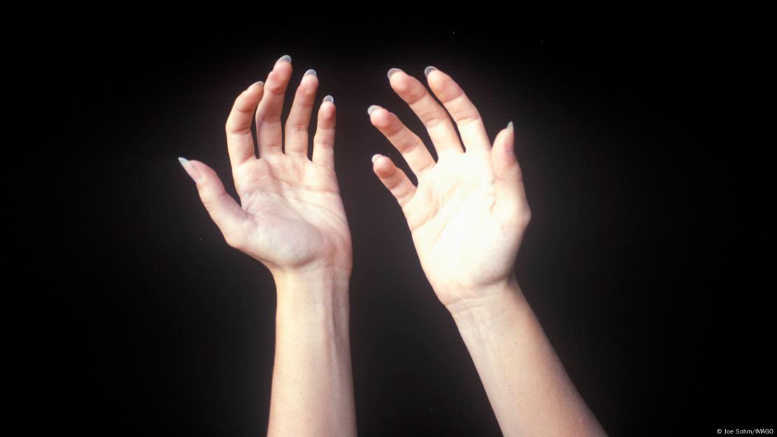 Estudio demuestra que emitimos brillo que se apaga al morir