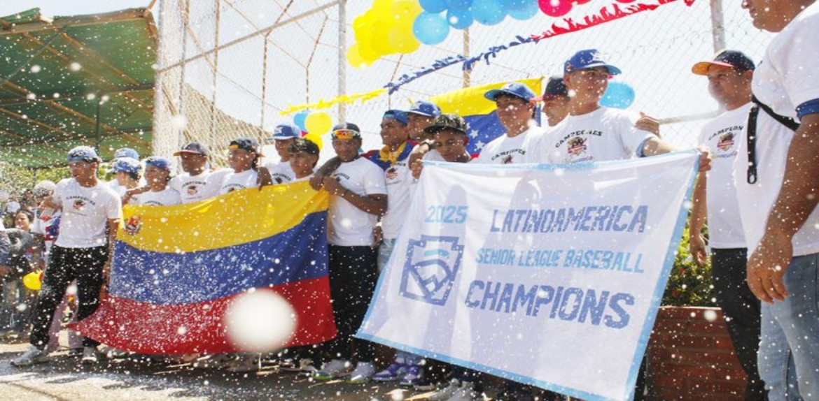 Los campeones latinoamericanos «Cacique Mara» tuvieron un recibimiento de héroes en casa