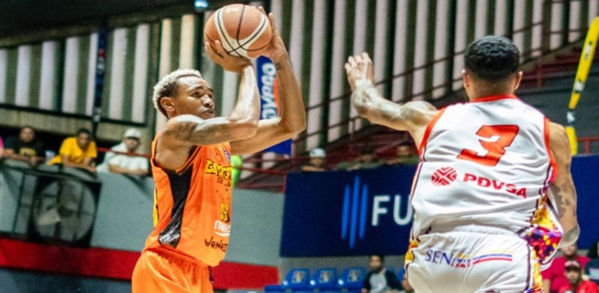 Gaiteros pierde y buscará su pase a la final en Valencia