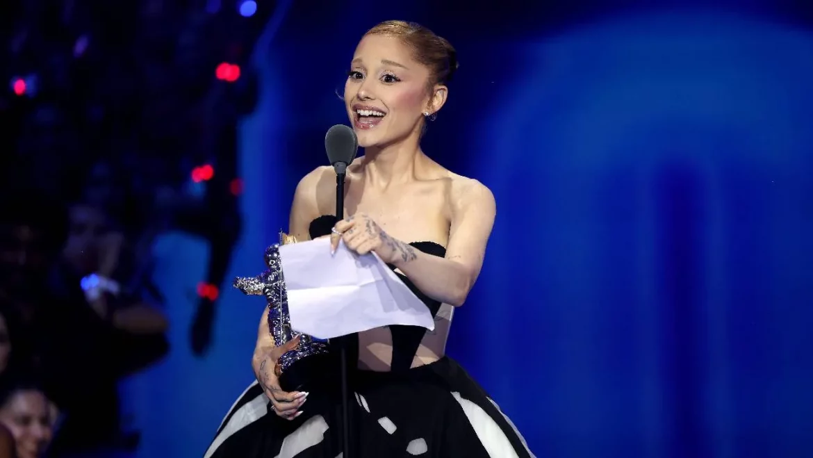 Ariana Grande triunfa en MTV VMA’s 2025 con Video del Año y Mejor Canción