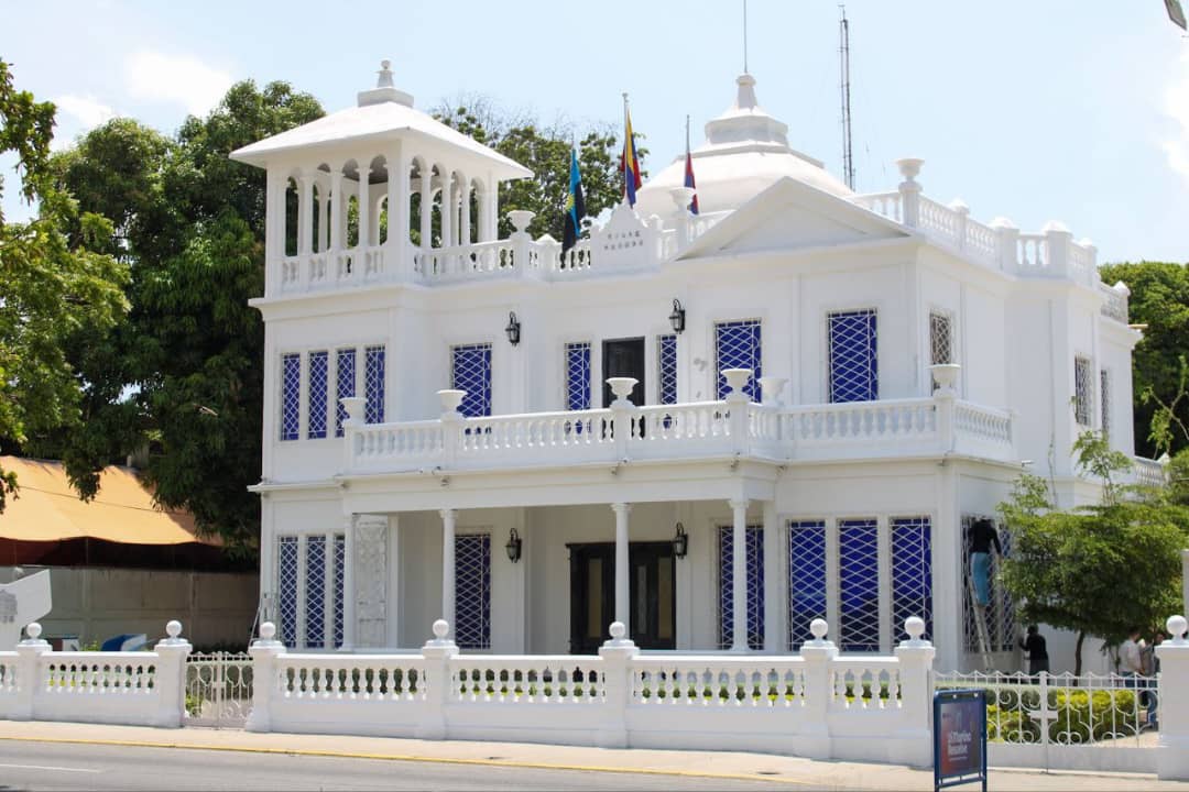 Alcaldía de Maracaibo avanza en la recuperación de Villa Carmen