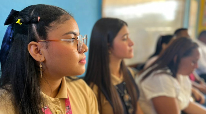 Realizan consulta para la creación de la Orden Estudiante Universitario “Eleazar Hernández”