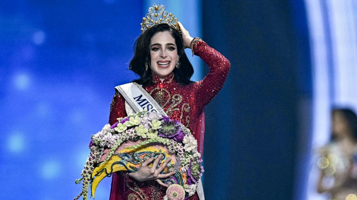 La mexicana Fátima Bosch se impone como la Miss Universo 2025