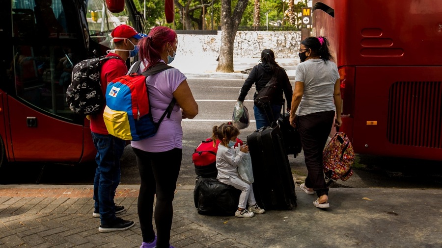 Estos son los requisitos obligatorios para viajar con niños dentro y fuera de Venezuela en estas Navidades