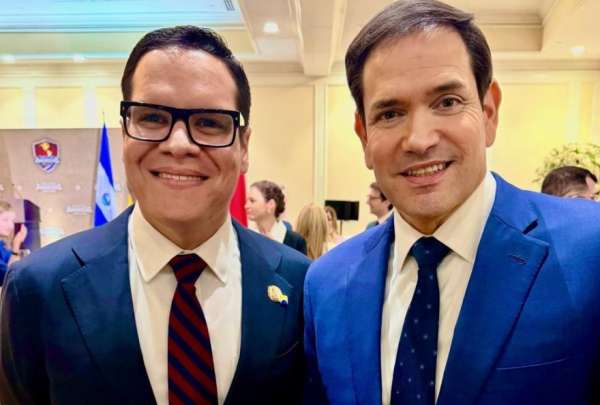 Ecuador y EE. UU. refuerzan alianza contra minería ilegal y corrupción