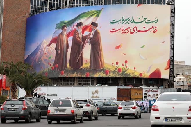 Irán intensifica conflicto en Medio Oriente y bloquea exportación de petróleo