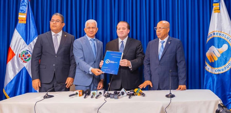 República Dominicana: PRM impulsa reforma en Ley de Partidos para frenar ilícitos en política