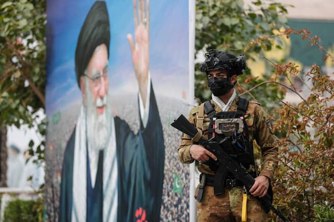 Israel ataca complejo nuclear en Irán y aumenta tensión en Oriente Medio