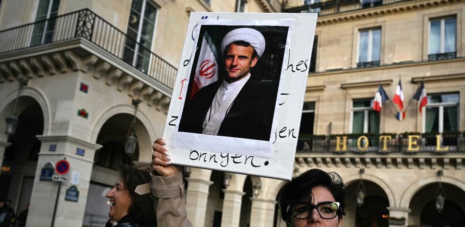 EE.UU. exige a Irán reabrir el estrecho de Ormuz bajo amenaza de ataques